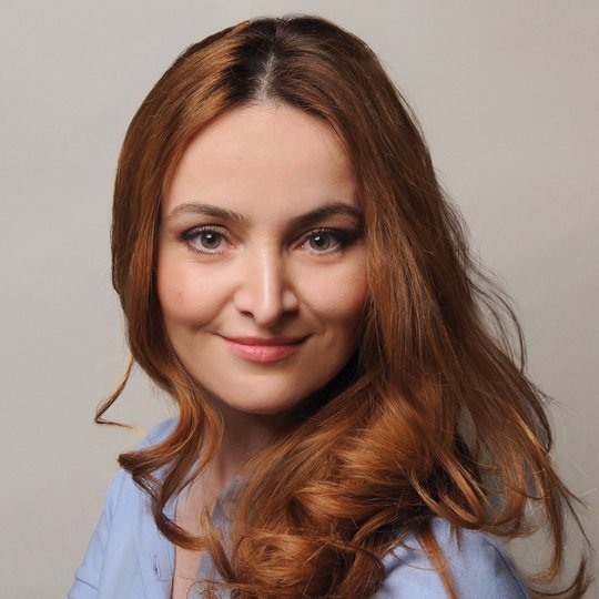 Astghik Mantashyan, Programmbereich: Sprachen