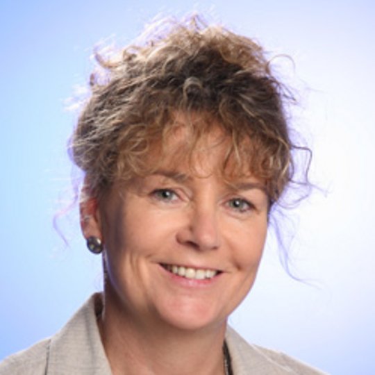 Brigitte Hofmann, Geschäftsführung