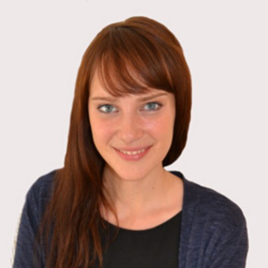 Sara Schrage, Programmbereiche: vhs club INTERNATIONAL, Gesellschaft (Pädagogik)